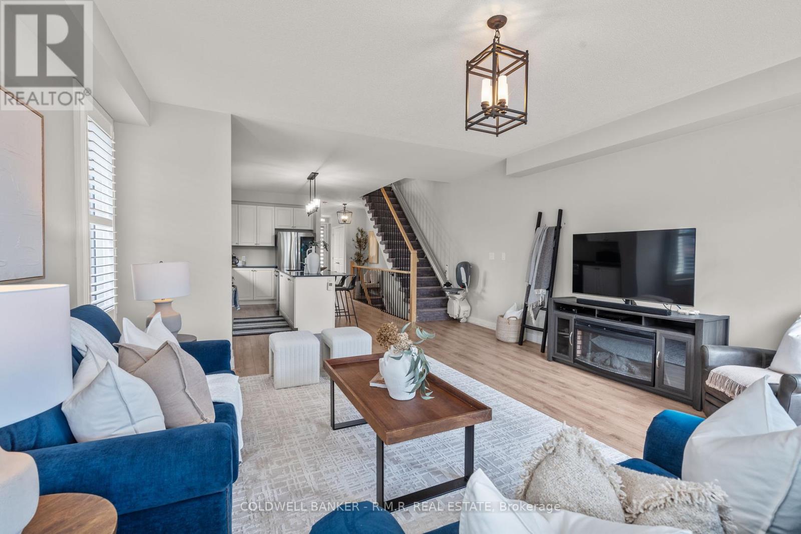 Photo 37 of 43 Assunta Lane, Clarington ON