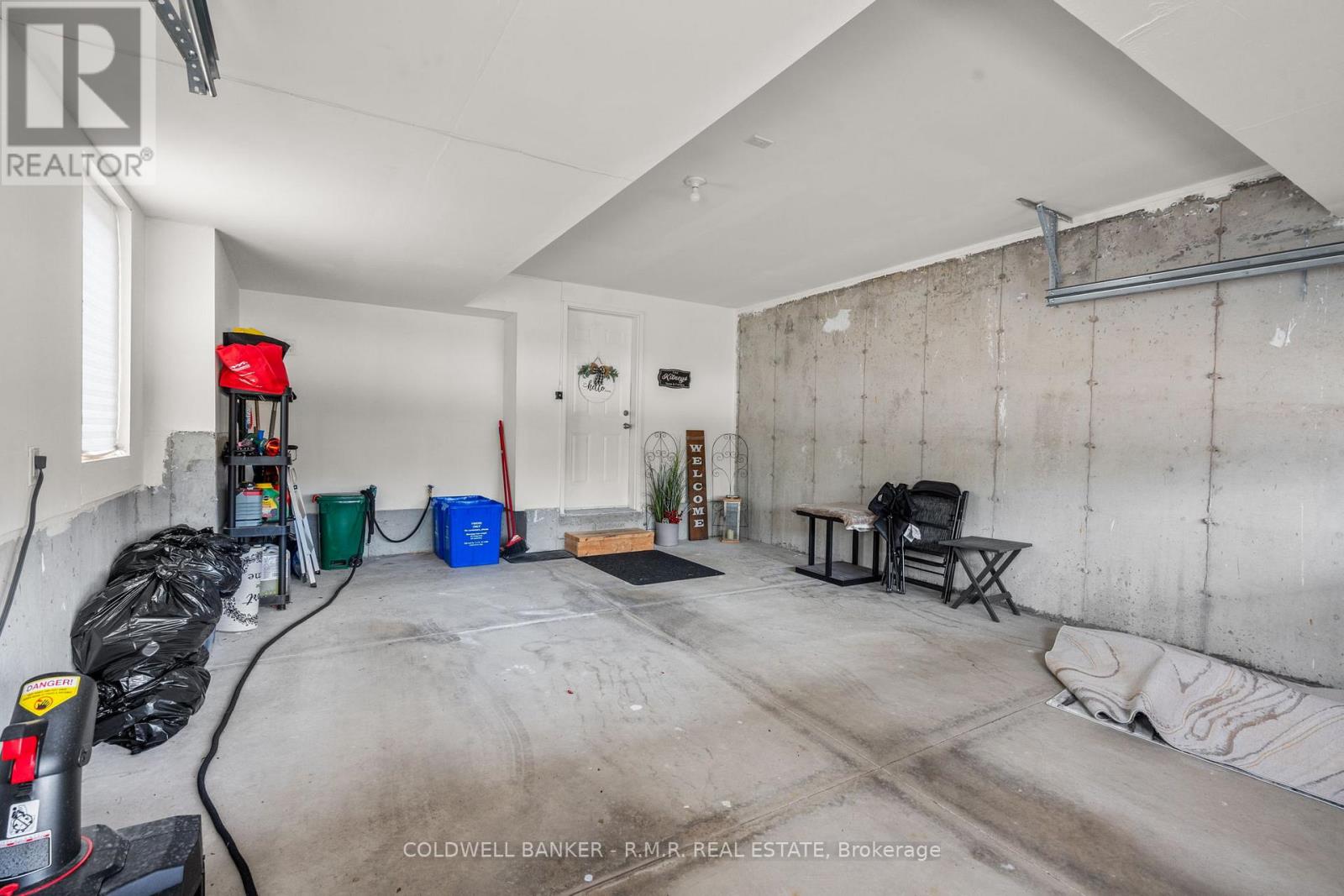 Photo 8 of 43 Assunta Lane, Clarington ON