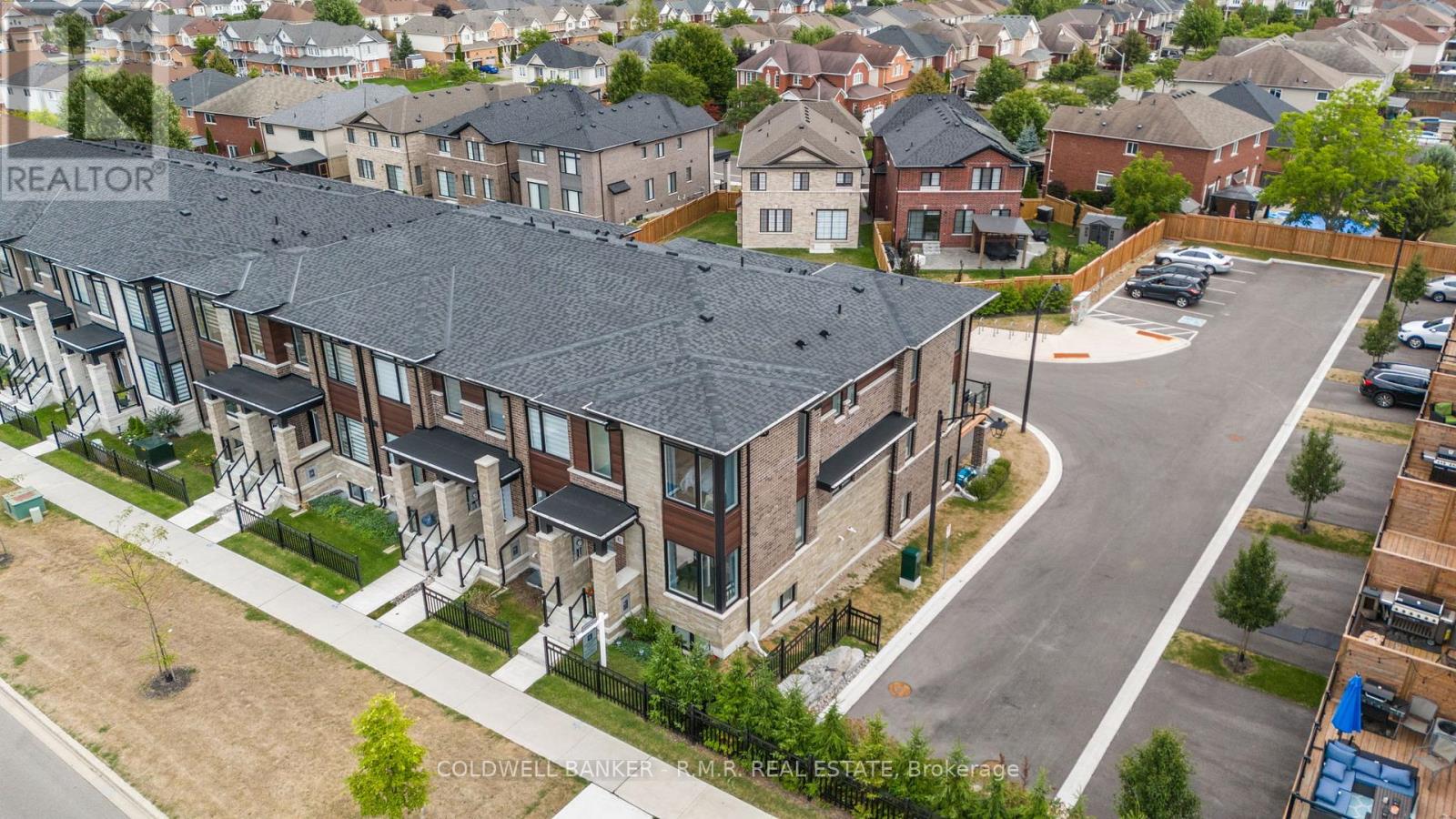 Photo 41 of 43 Assunta Lane, Clarington ON
