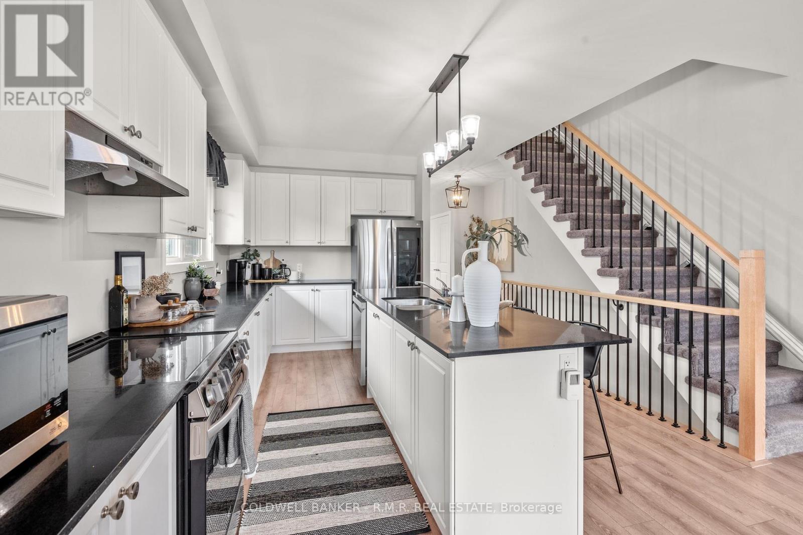 Photo 6 of 43 Assunta Lane, Clarington ON