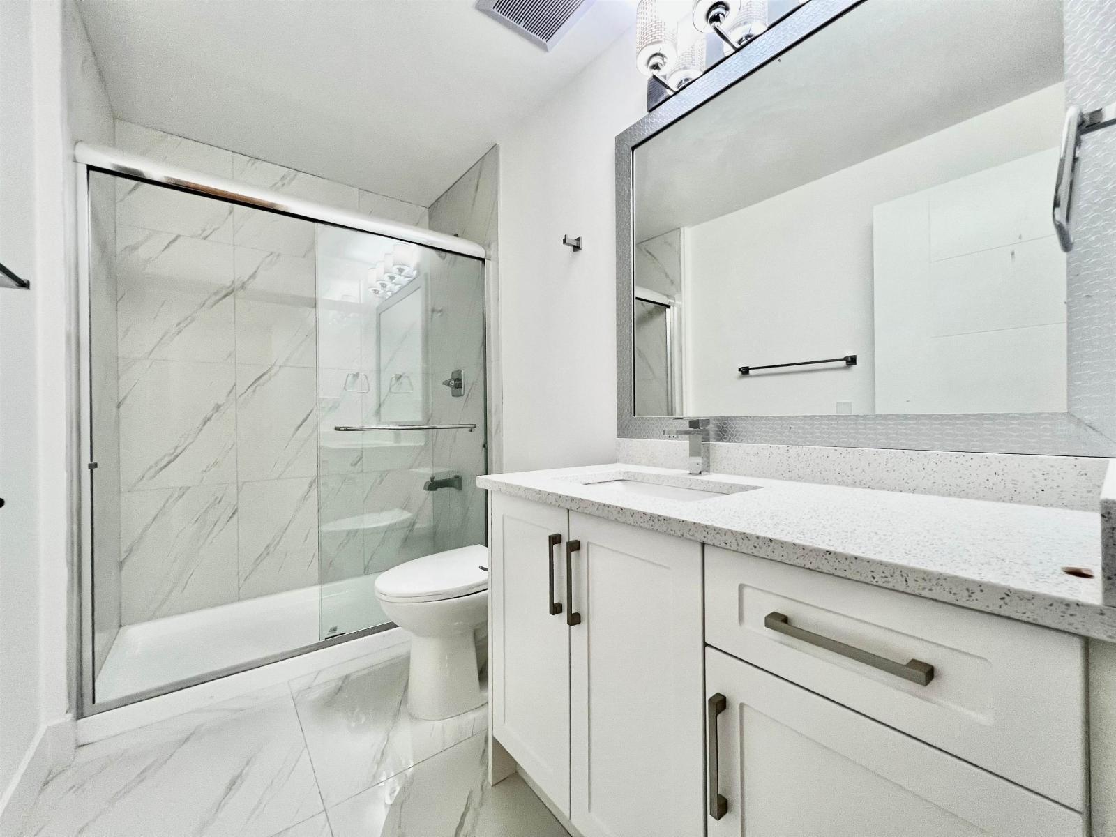Photo 1 of 16594 61 Avenue, Surrey BC