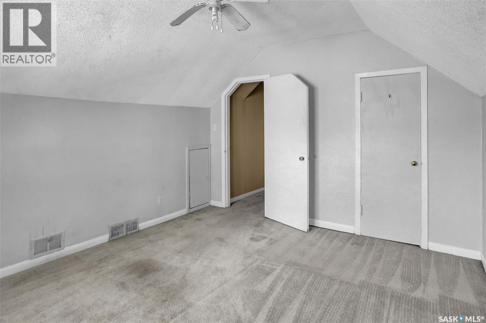 Photo 23 of 2761 Atkinson Street, Regina SK