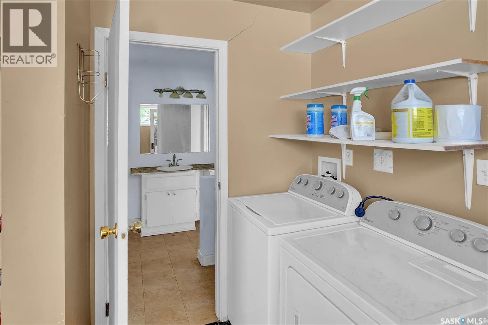 Photo 14 of 2761 Atkinson Street, Regina SK