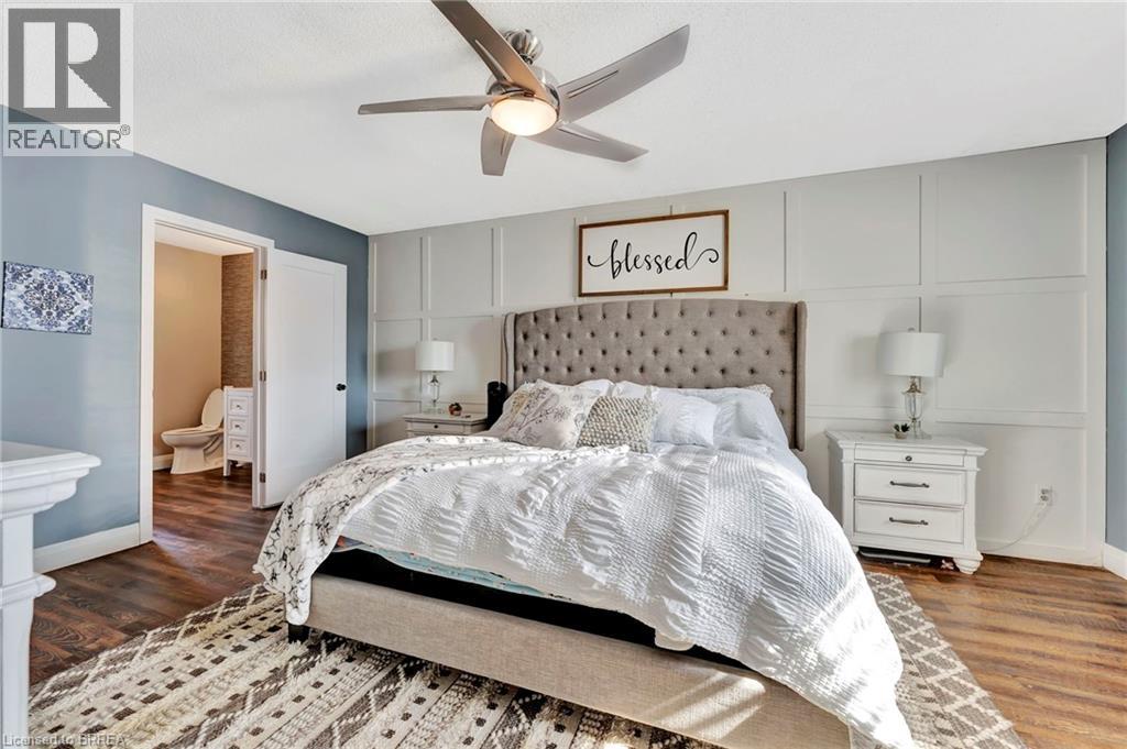 Photo 28 of 52 Beckett Drive, Brantford ON