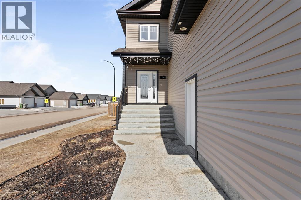 Photo 19 of 1707 56 Avenue, Lloydminster AB