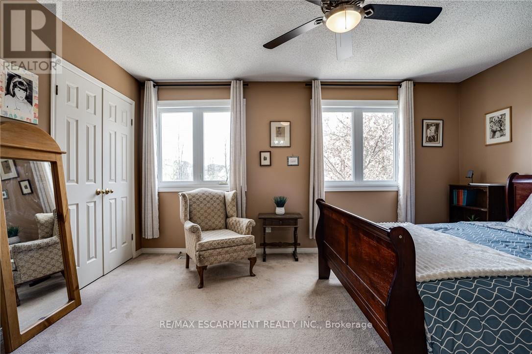 Photo 32 of 11 1809 Upper Wentworth Street, Hamilton ON