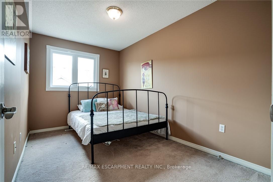 Photo 13 of 11 1809 Upper Wentworth Street, Hamilton ON
