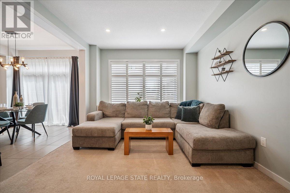 Photo 25 of 19 Prestwick Street, Hamilton ON
