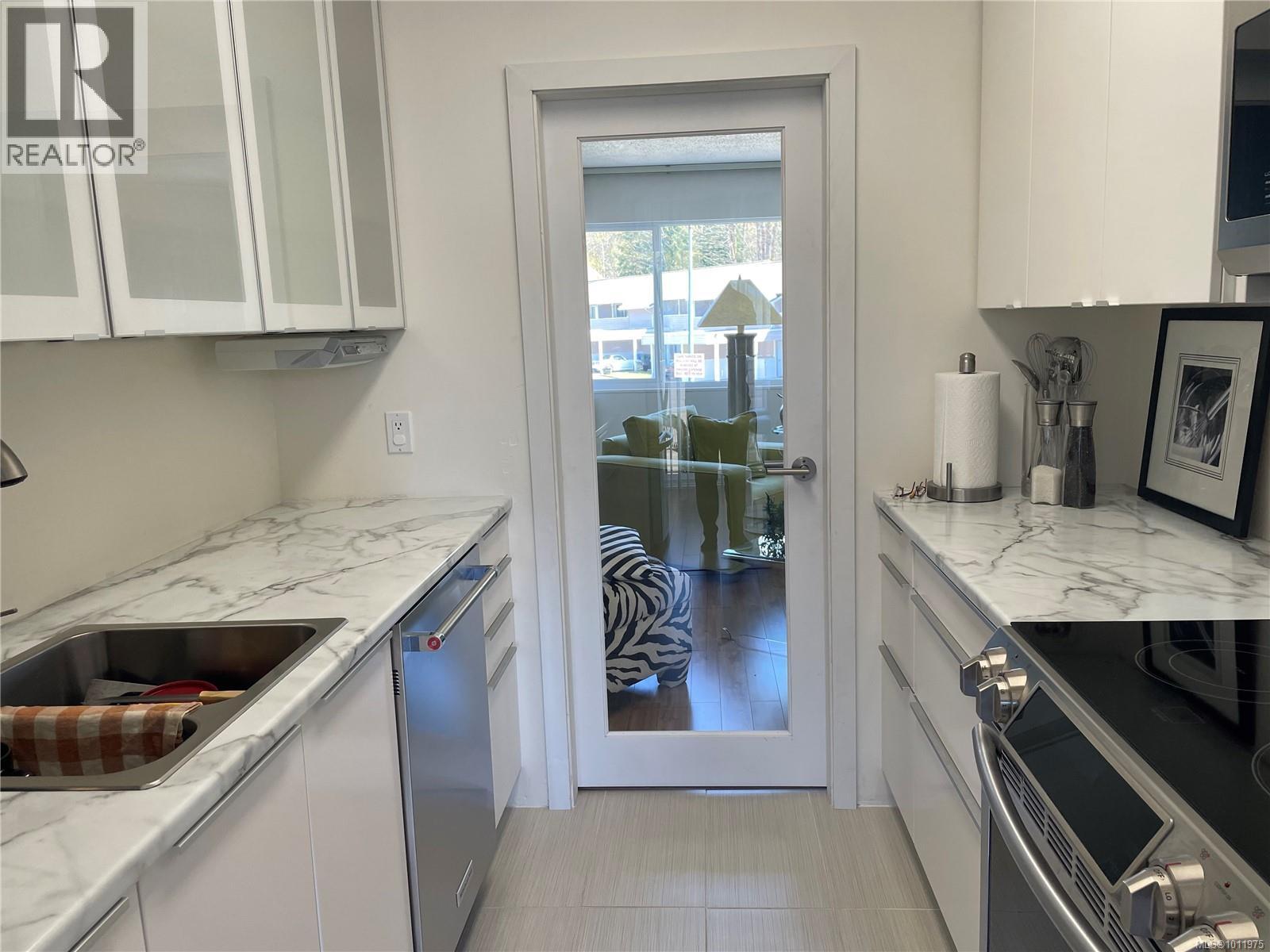 5207 Gertrude St, Port Alberni