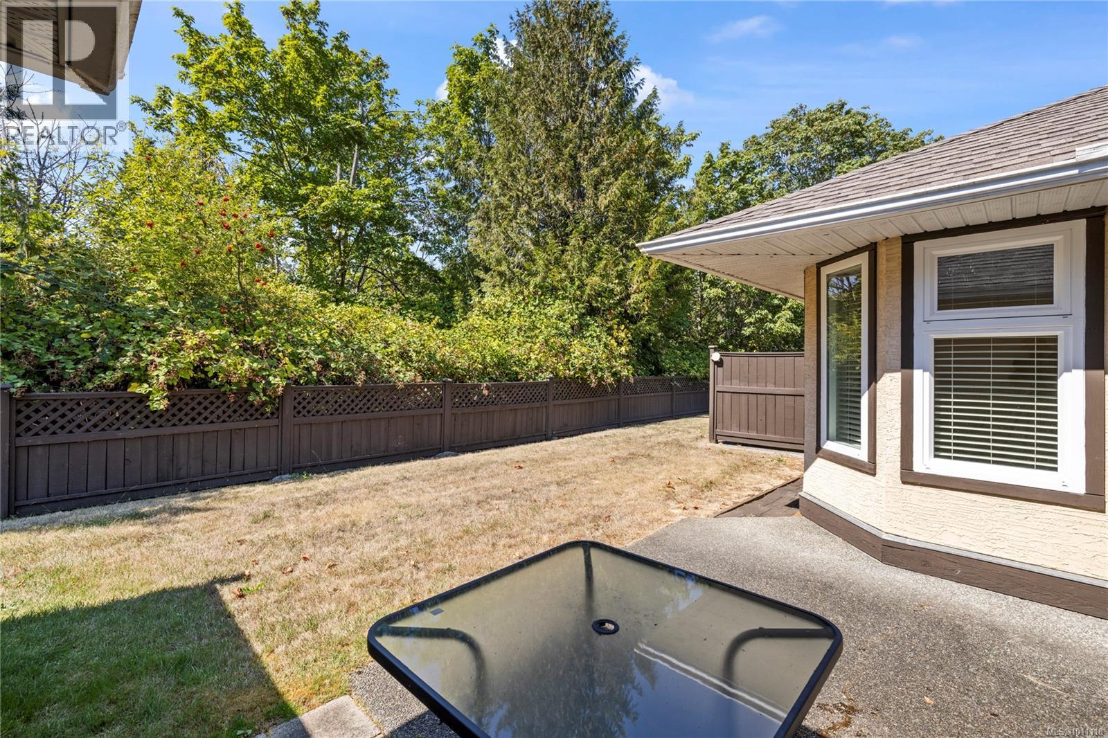 Photo 27 of 11 454 Morison Ave, Parksville BC