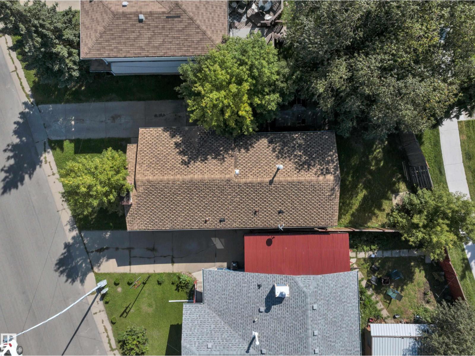 Photo 35 of 18007 73 Av Nw, Edmonton AB