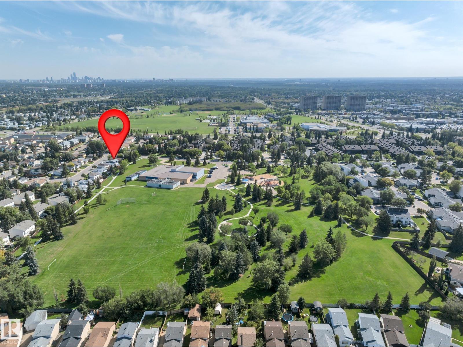 Photo 8 of 18007 73 Av Nw, Edmonton AB