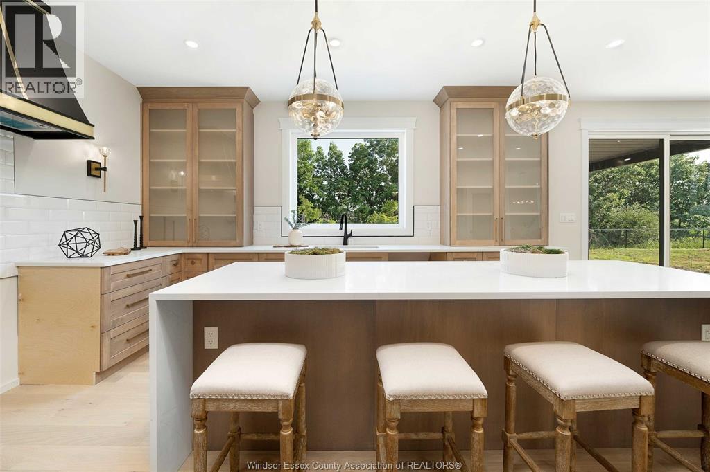 Photo 10 of 4370 Caterina Crescent, Lasalle ON