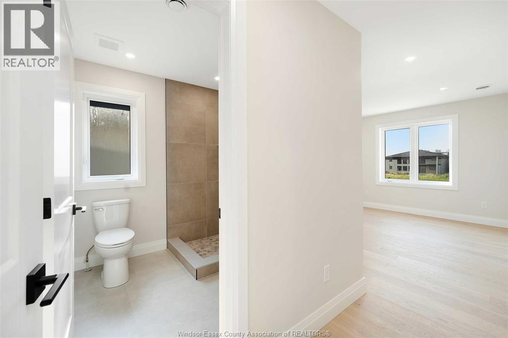 Photo 29 of 4370 Caterina Crescent, Lasalle ON
