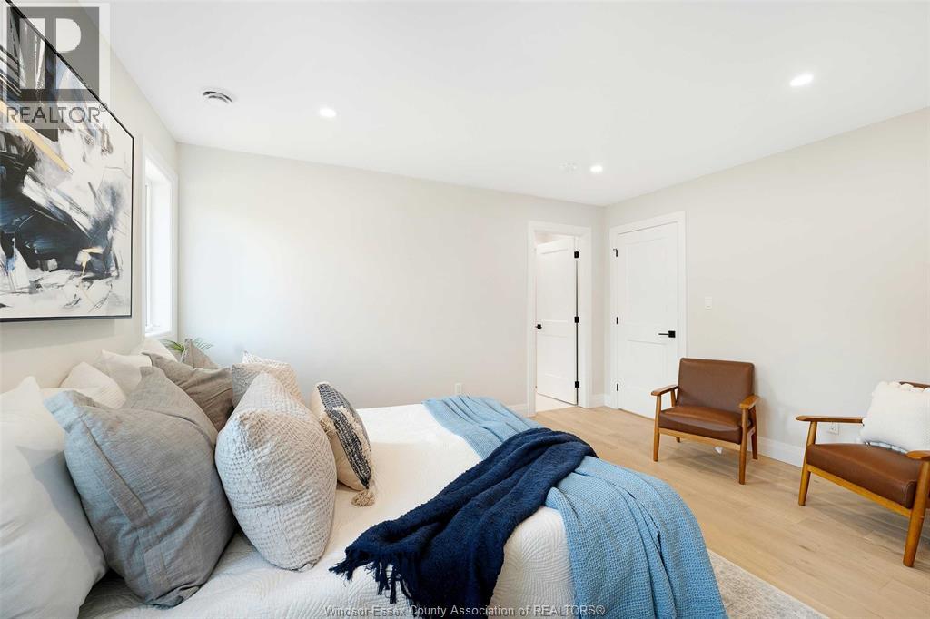 Photo 7 of 4370 Caterina Crescent, Lasalle ON