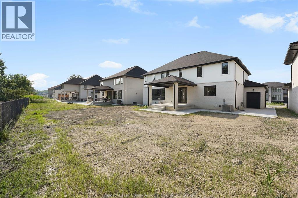 Photo 2 of 4370 Caterina Crescent, Lasalle ON