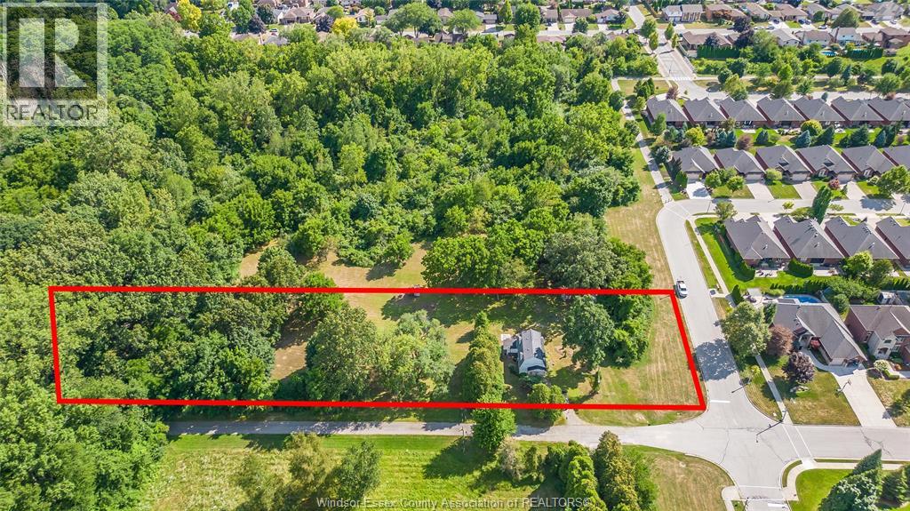 Photo 9 of 2185 Washington Boulevard, Lasalle ON