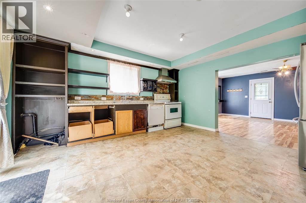 Photo 34 of 2185 Washington Boulevard, Lasalle ON