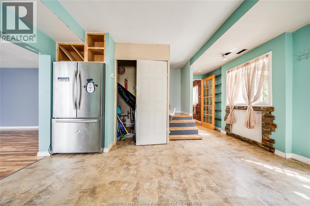 Photo 18 of 2185 Washington Boulevard, Lasalle ON