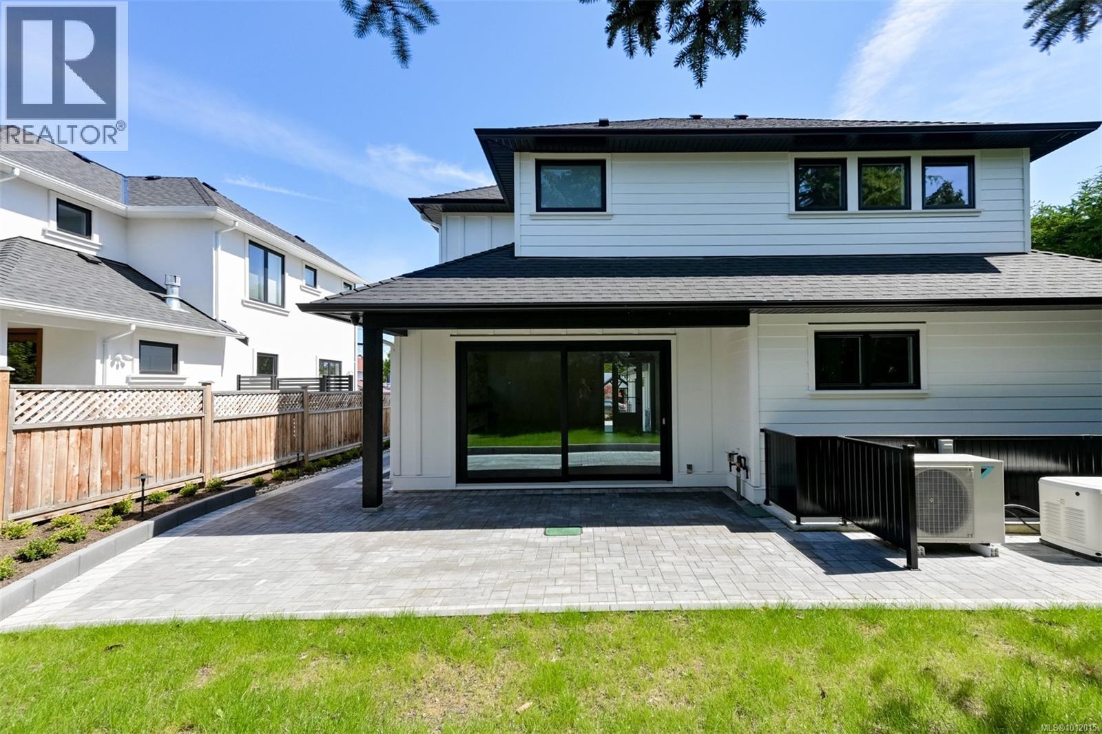 Photo 58 of 650 Monterey Ave, Oak Bay BC