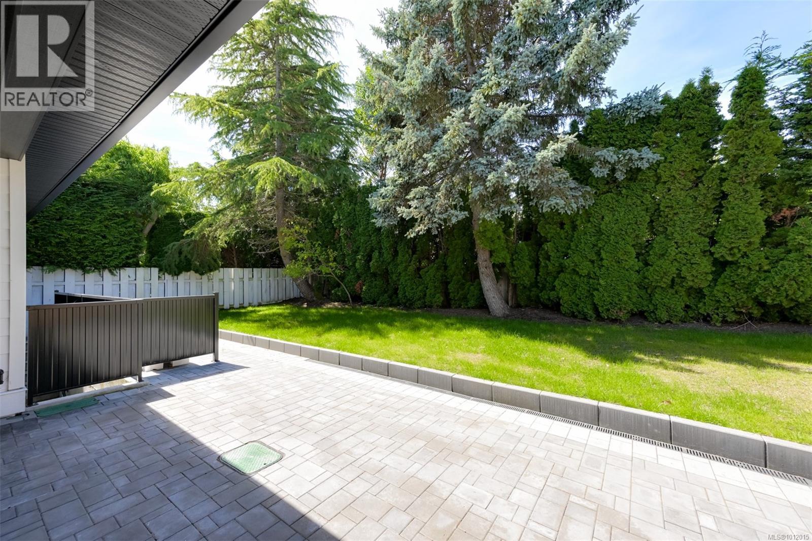 Photo 41 of 650 Monterey Ave, Oak Bay BC
