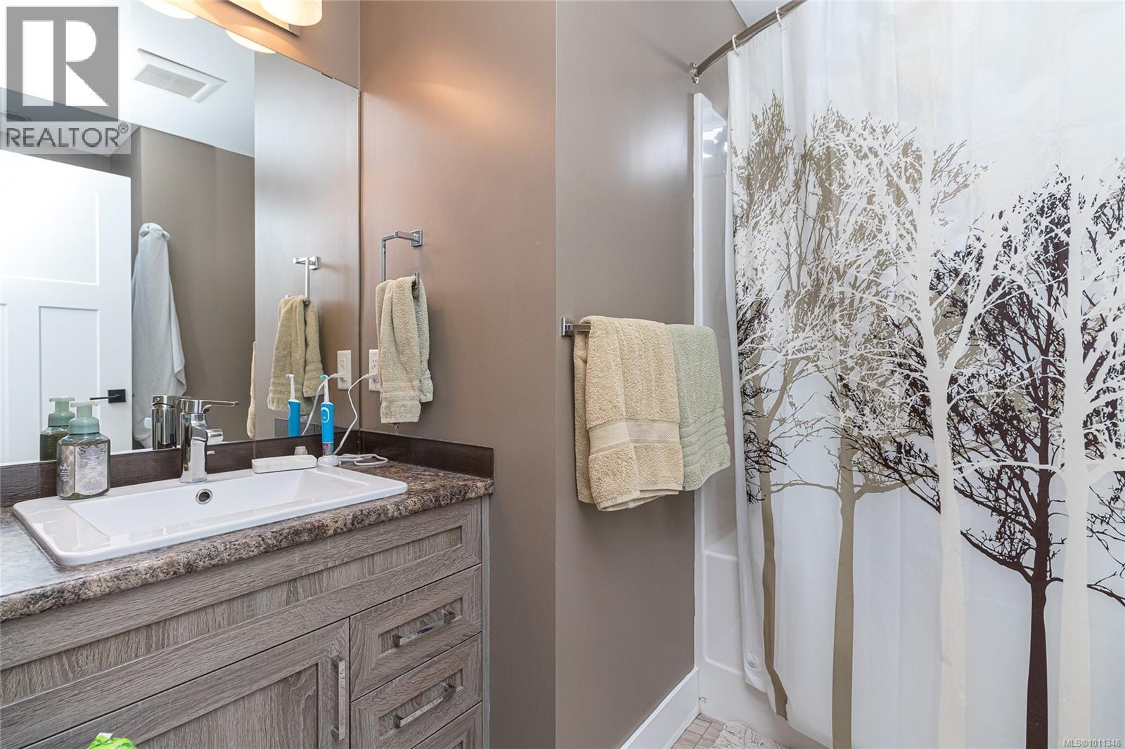 Photo 15 of 6885 Lauras Lane, Sooke BC