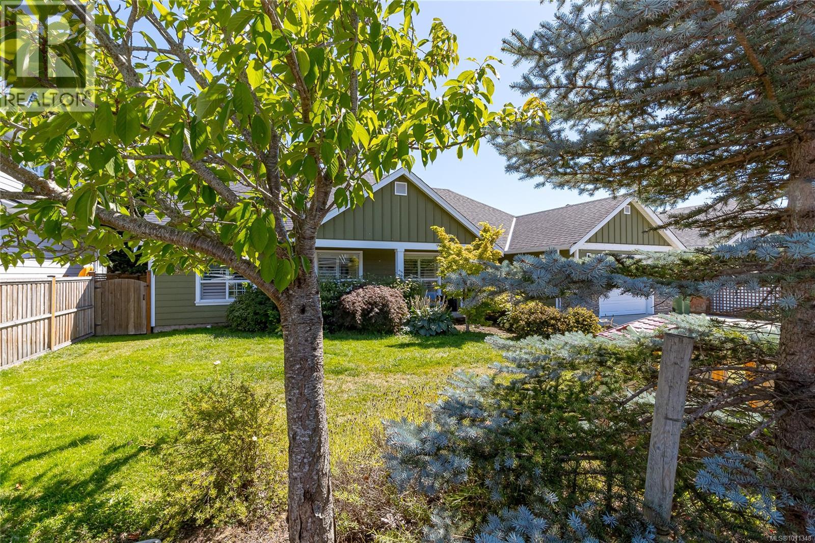 Photo 2 of 6885 Lauras Lane, Sooke BC