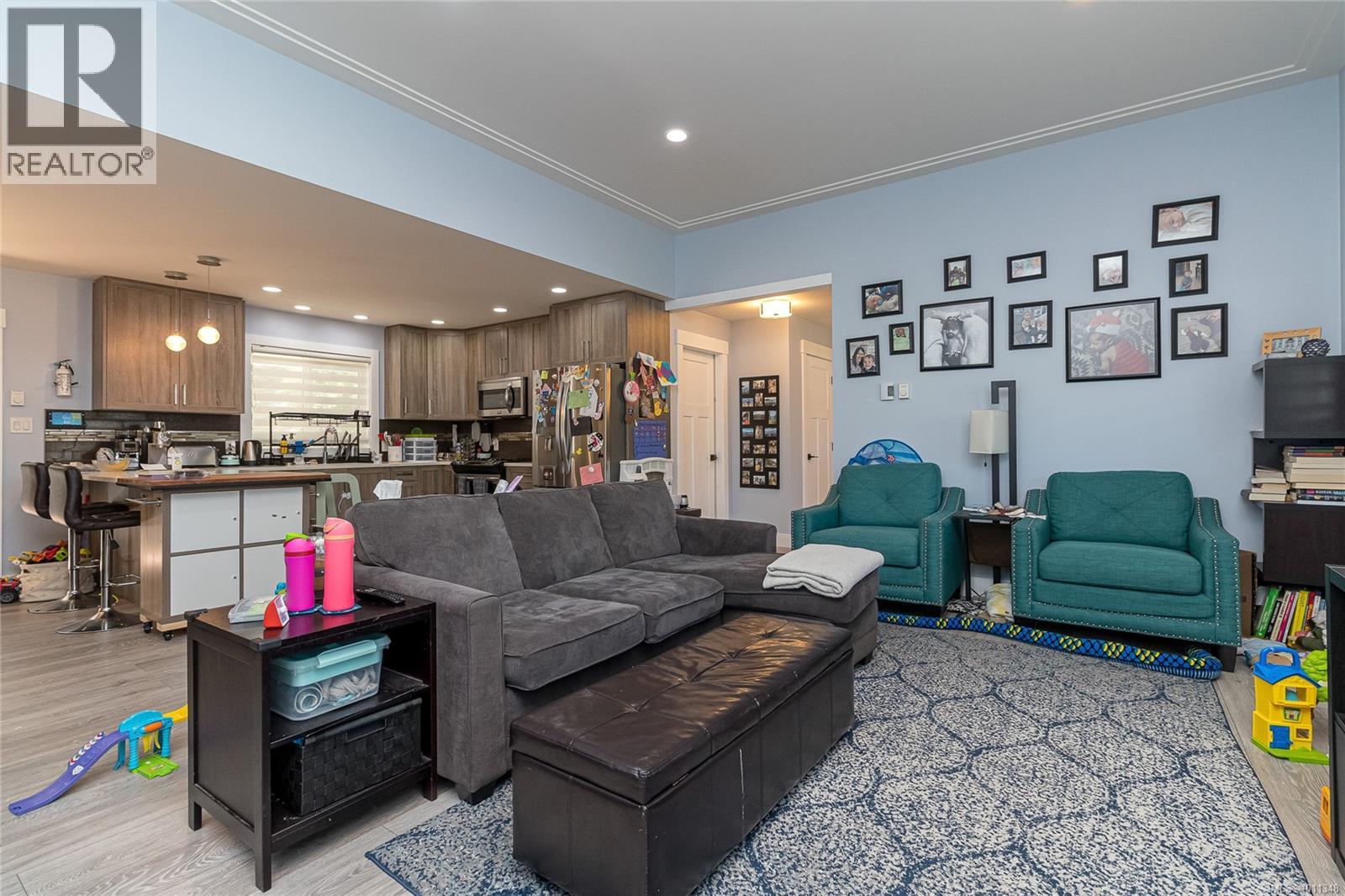 Photo 6 of 6885 Lauras Lane, Sooke BC