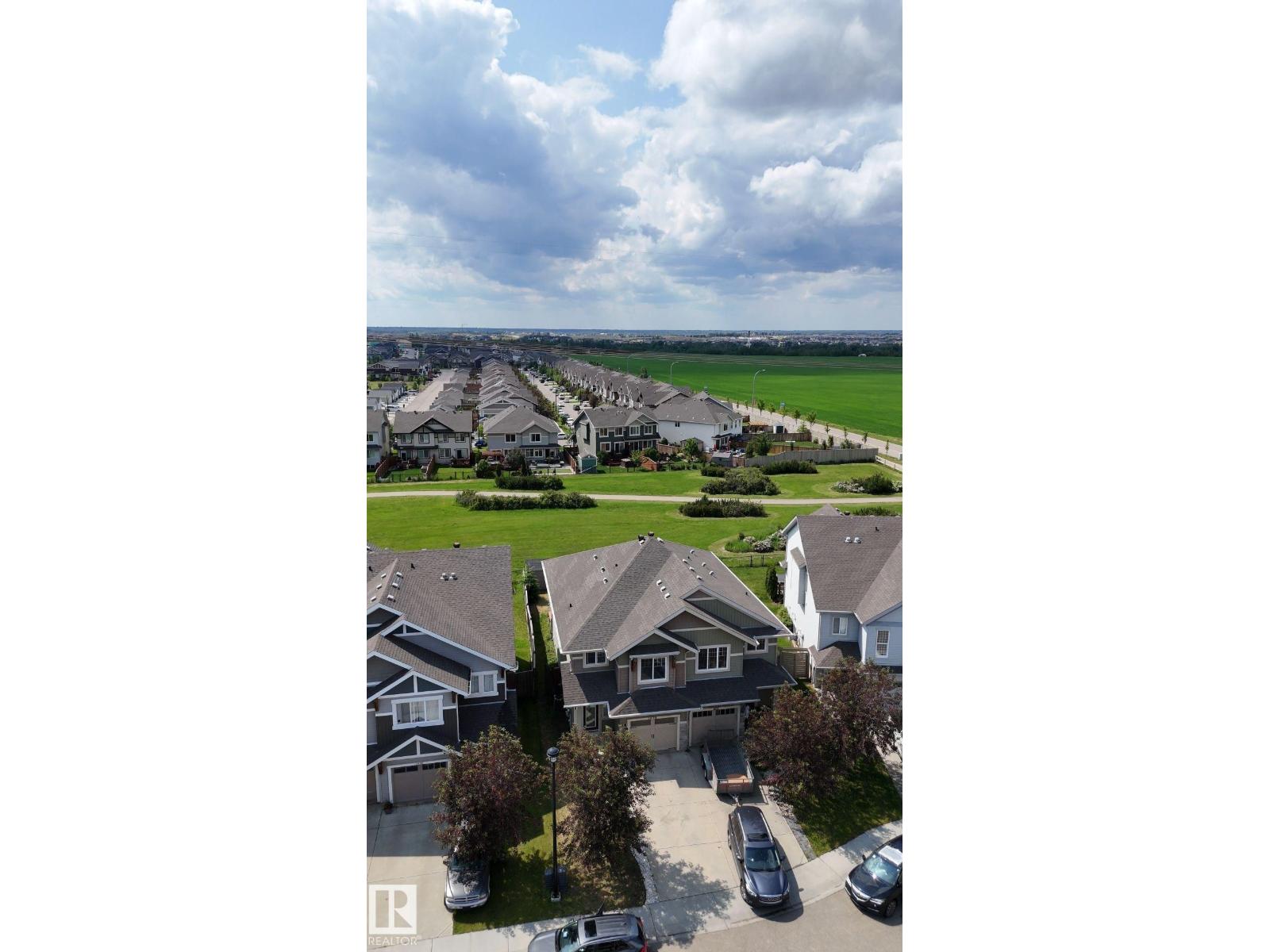 Photo 16 of 1634 Chapman Way Sw, Edmonton AB