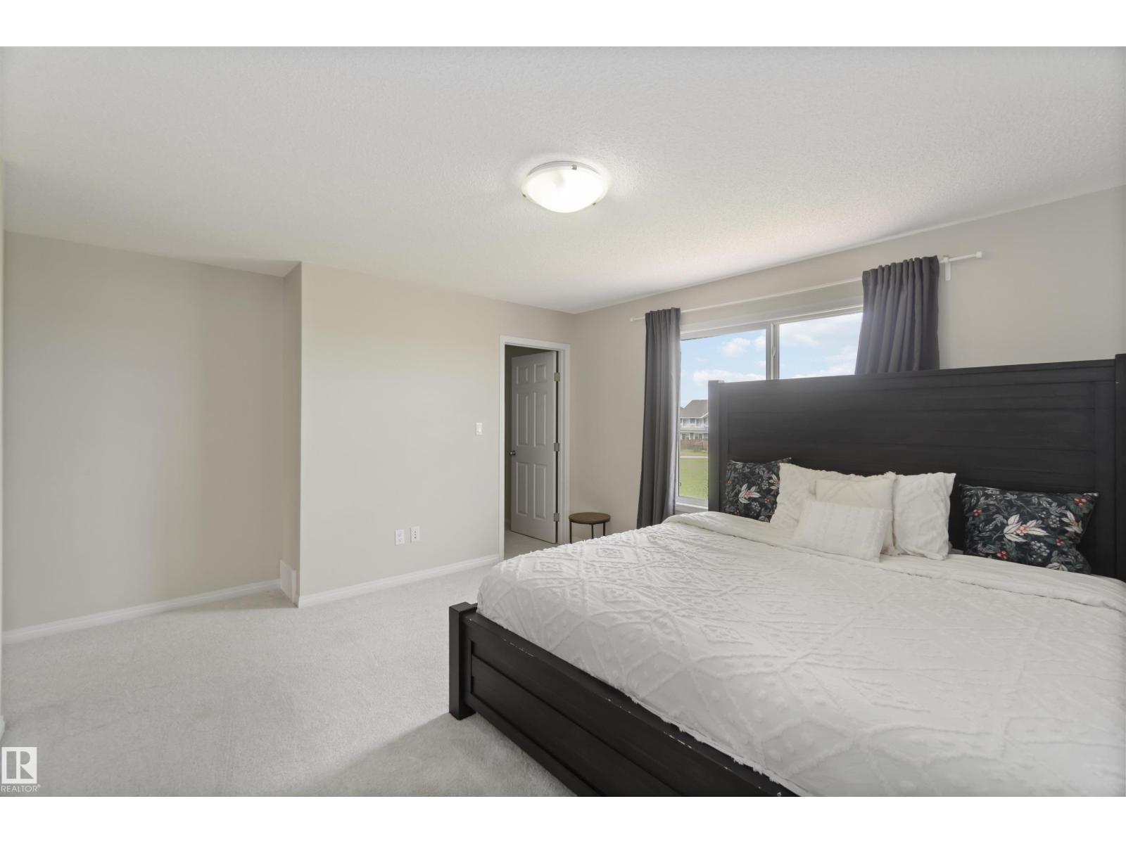 Photo 8 of 1634 Chapman Way Sw, Edmonton AB