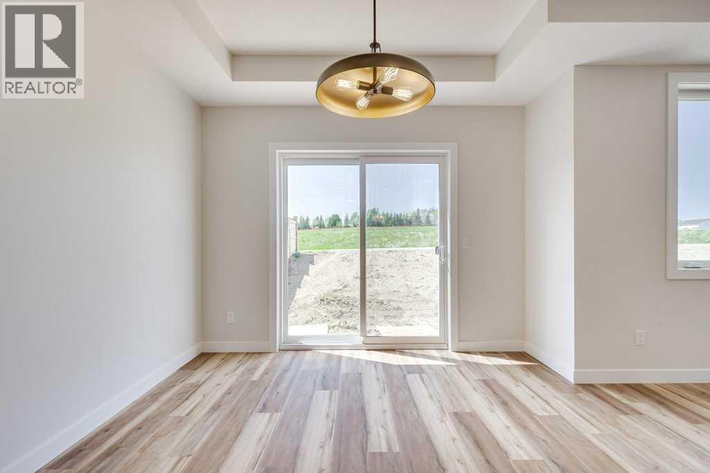 Photo 7 of 117 Crestview Boulevard, Sylvan Lake AB