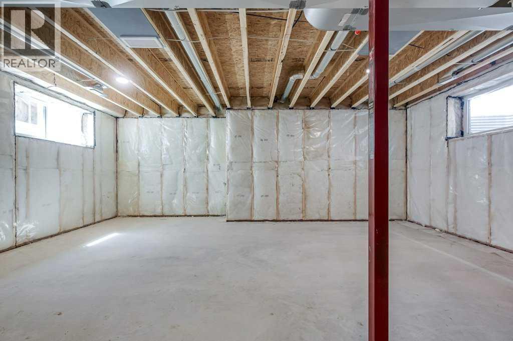Photo 18 of 117 Crestview Boulevard, Sylvan Lake AB