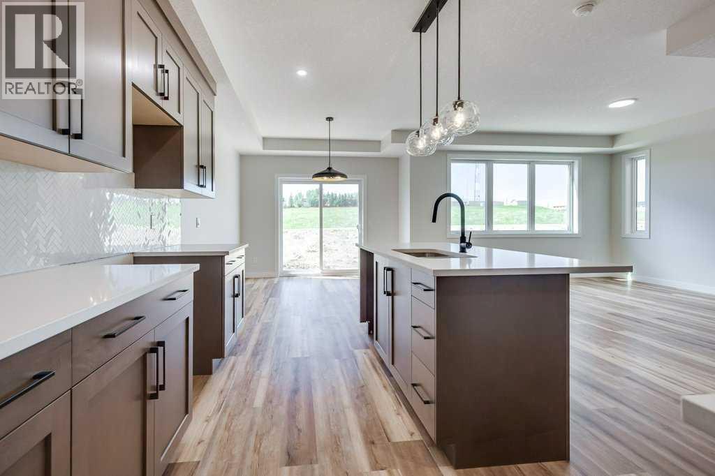 Photo 16 of 117 Crestview Boulevard, Sylvan Lake AB