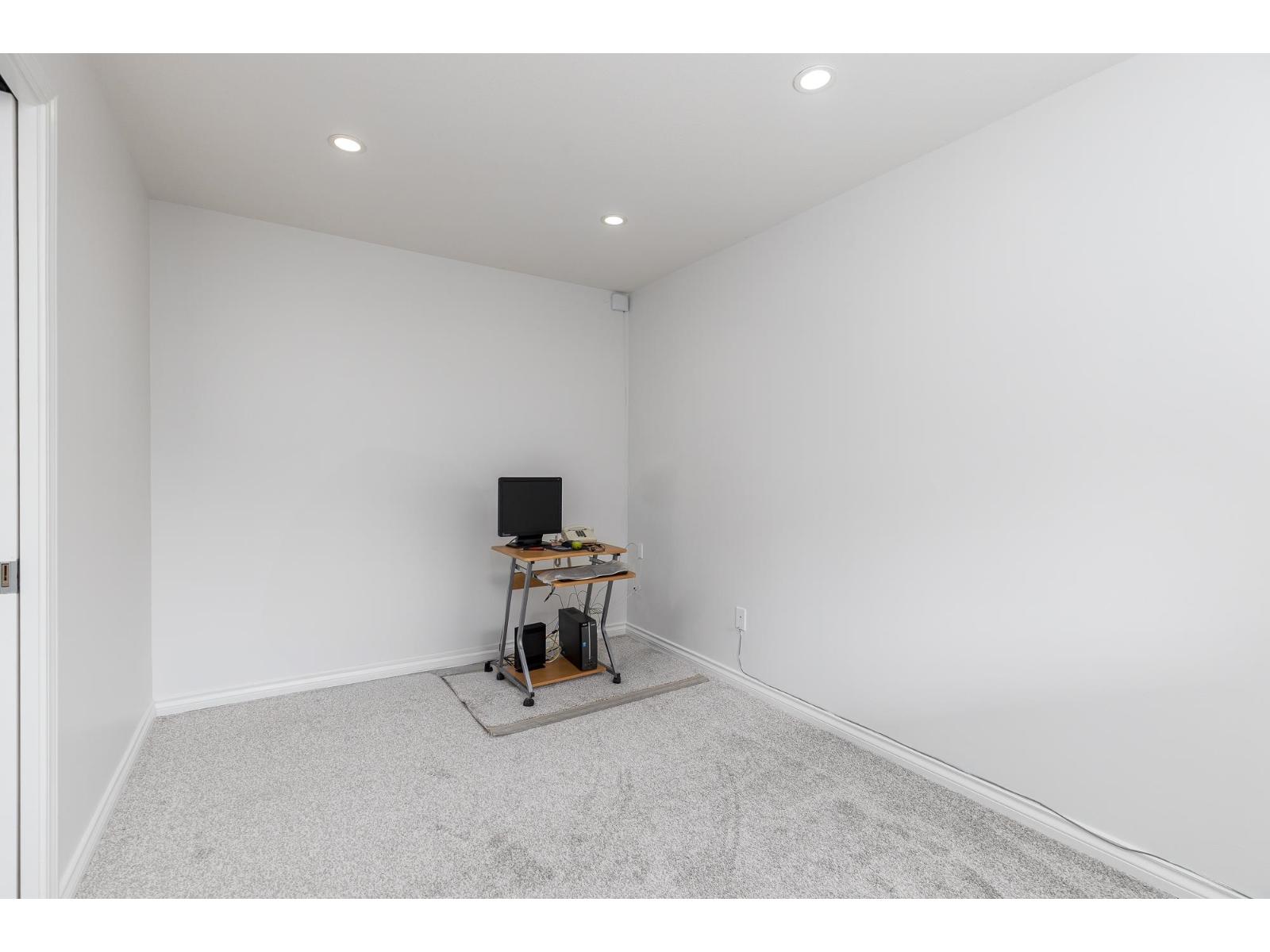 Photo 15 of 113 1561 Vidal Street, White Rock BC
