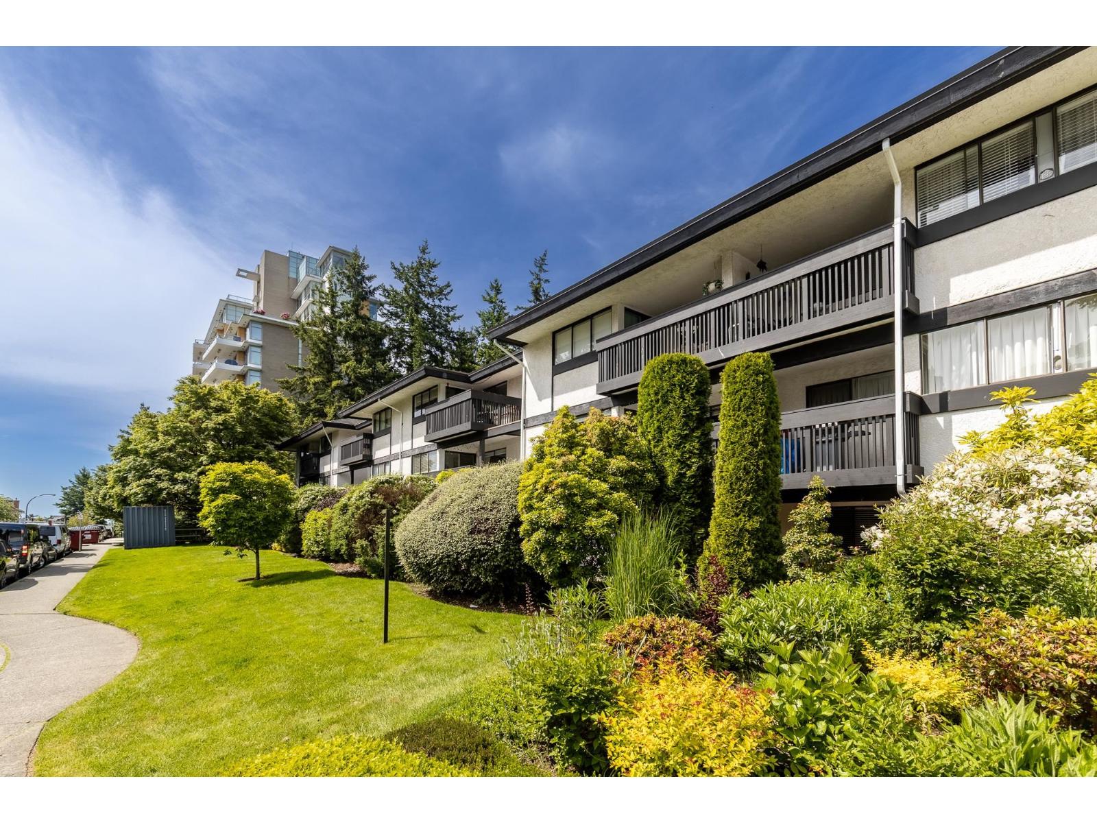 Photo 1 of 113 1561 Vidal Street, White Rock BC