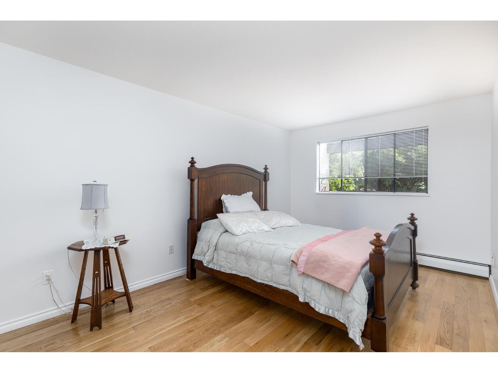 Photo 21 of 113 1561 Vidal Street, White Rock BC