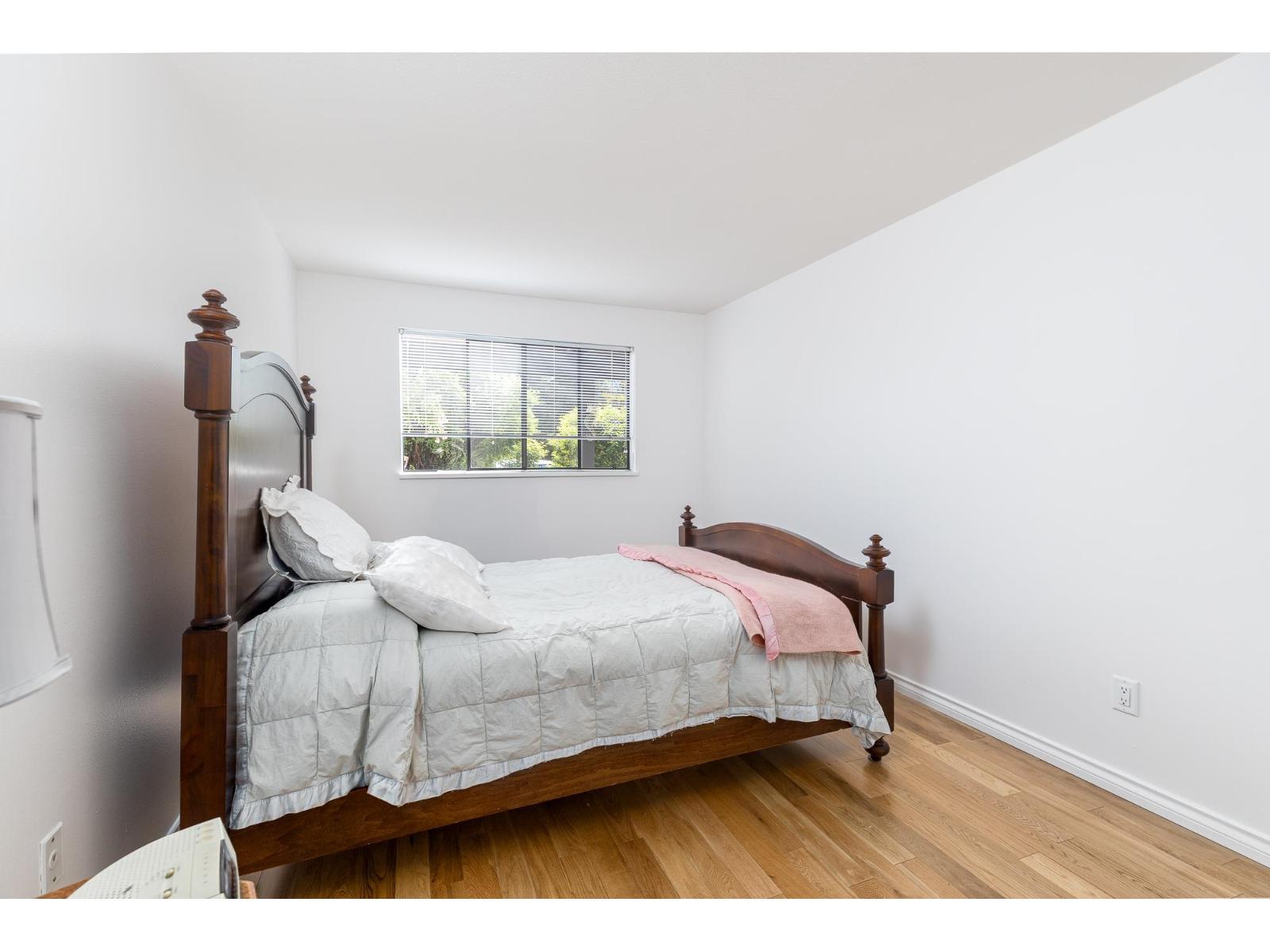 Photo 22 of 113 1561 Vidal Street, White Rock BC