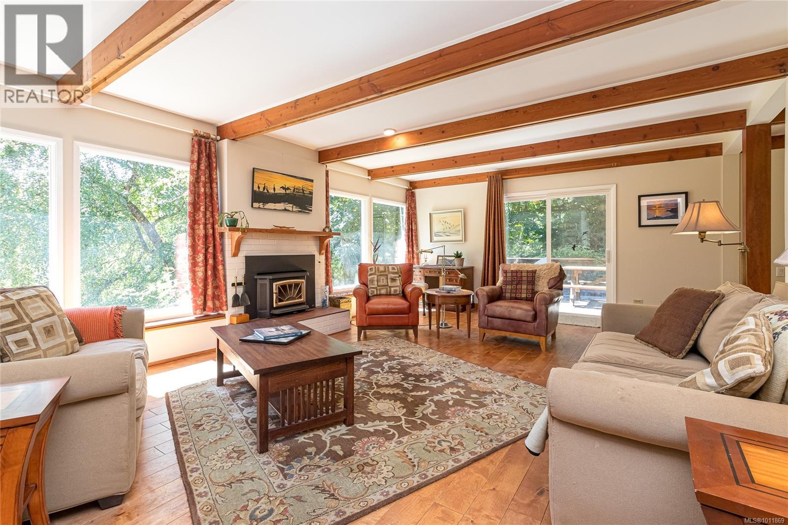  4664-4670 Spring Road, Saanich