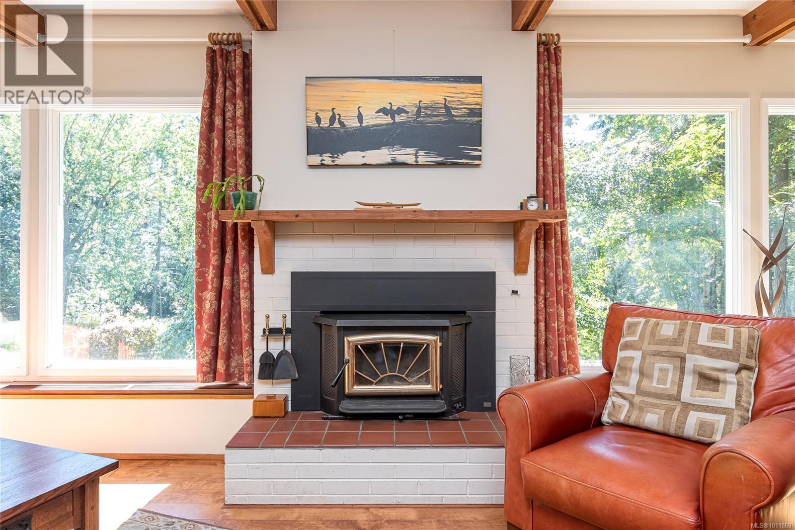  4664-4670 Spring Road, Saanich