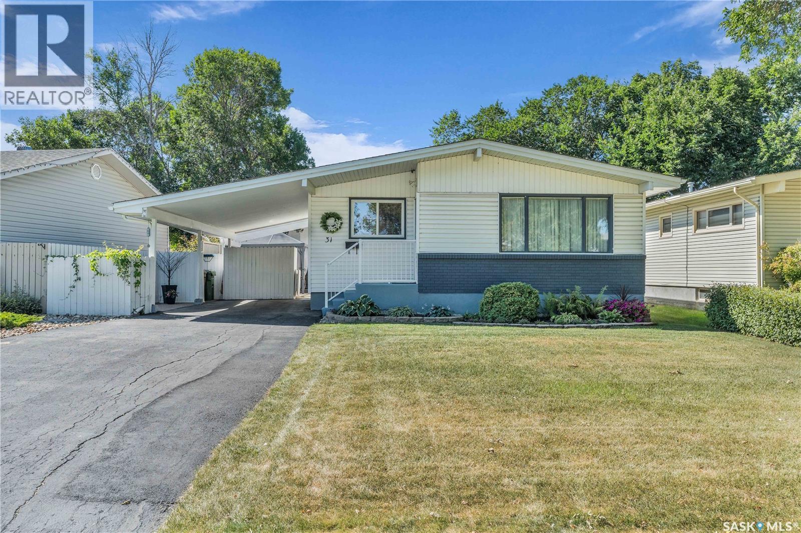 Photo 1 of 31 Hammond Road, Regina SK