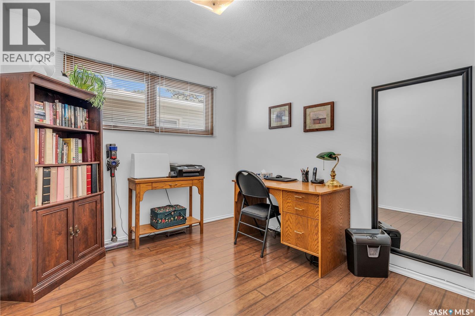 Photo 15 of 31 Hammond Road, Regina SK