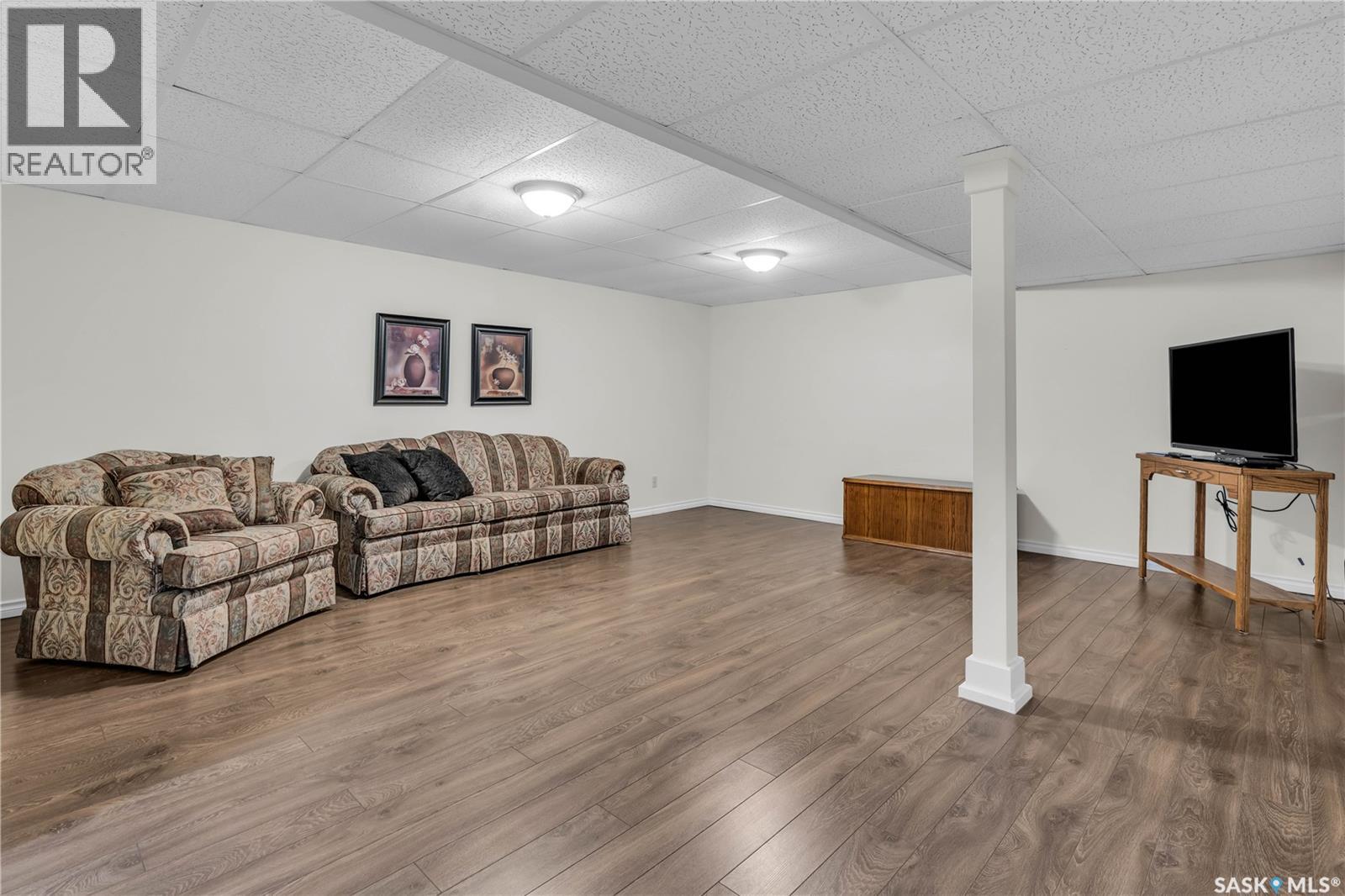 Photo 20 of 31 Hammond Road, Regina SK