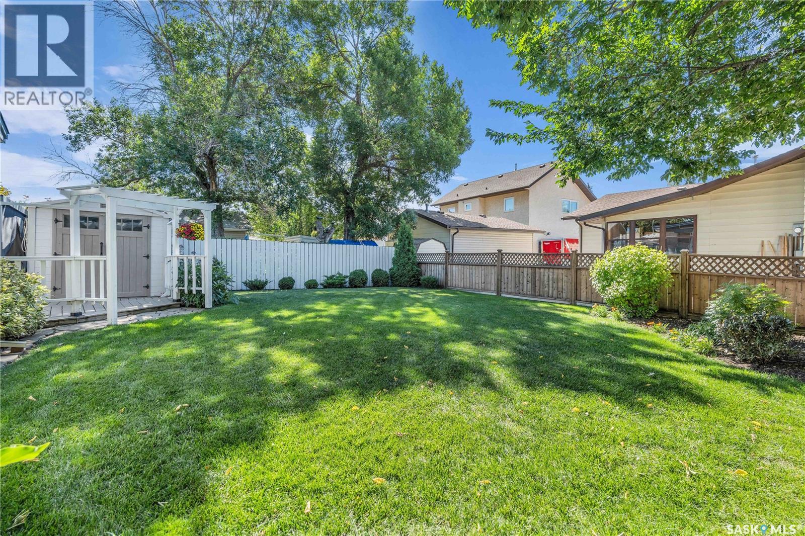 Photo 33 of 31 Hammond Road, Regina SK