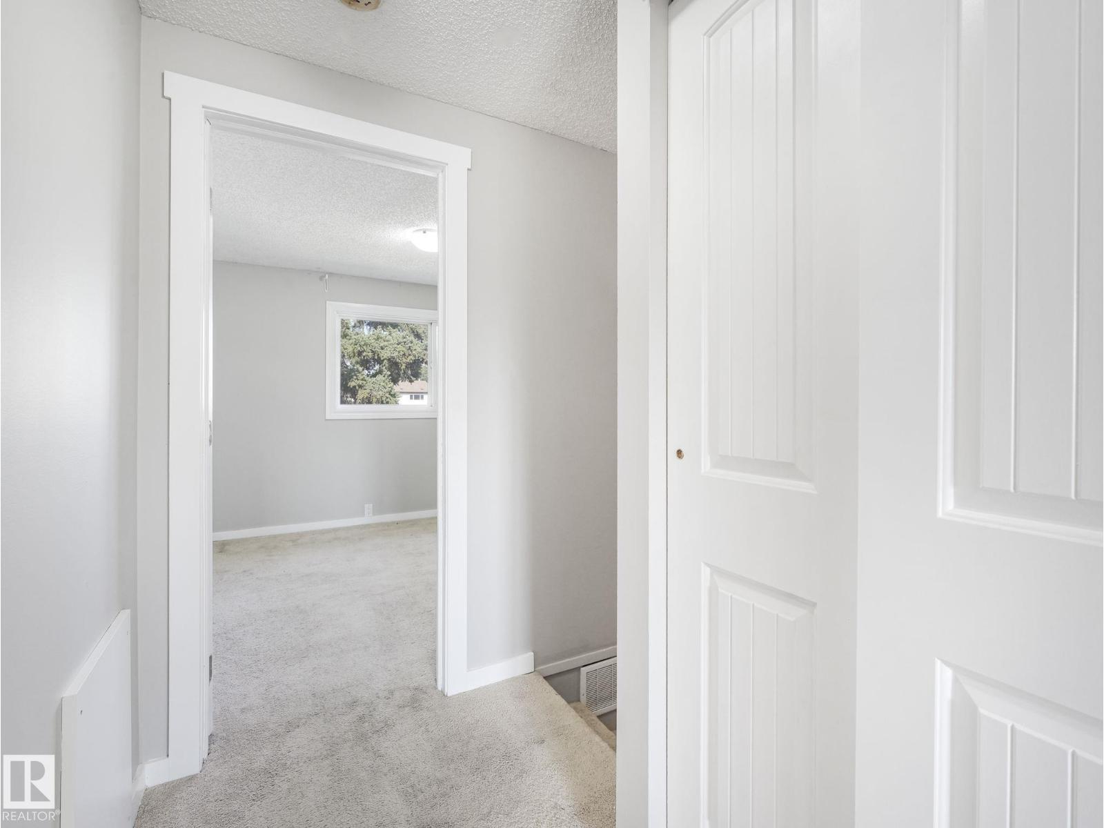 Photo 63 of 1376 Lakewood Rd W Nw, Edmonton AB
