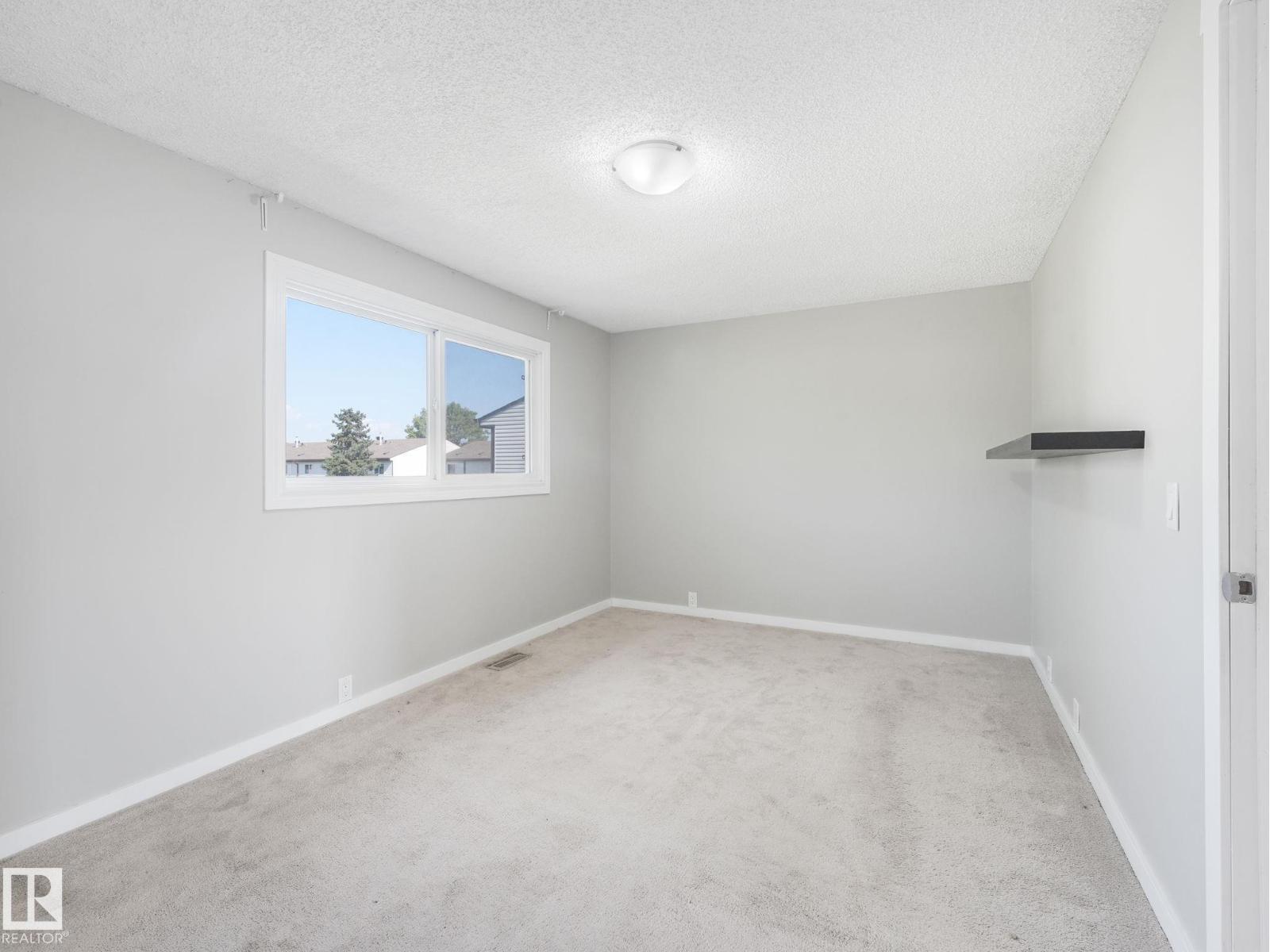 Photo 64 of 1376 Lakewood Rd W Nw, Edmonton AB
