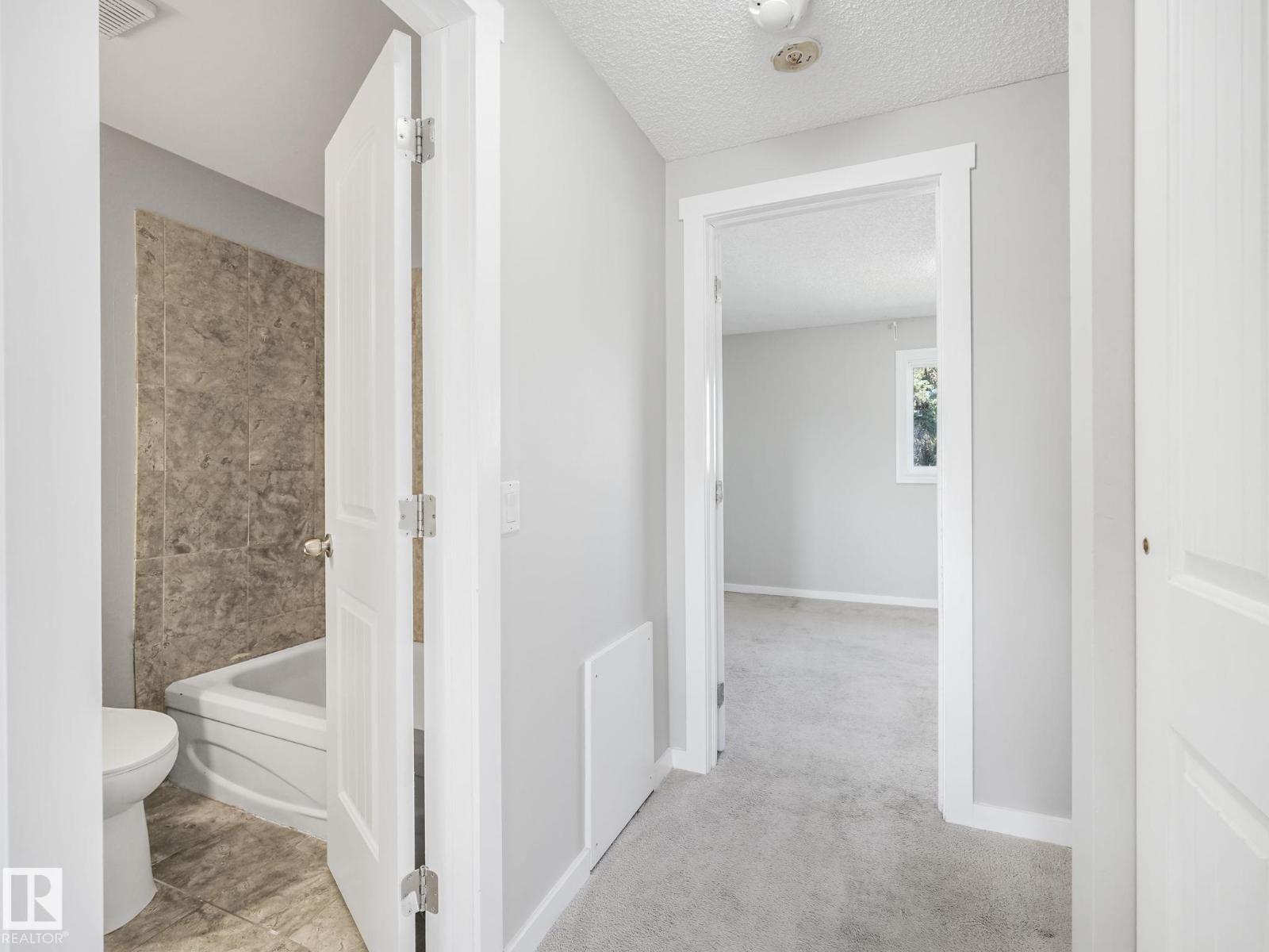 Photo 54 of 1376 Lakewood Rd W Nw, Edmonton AB
