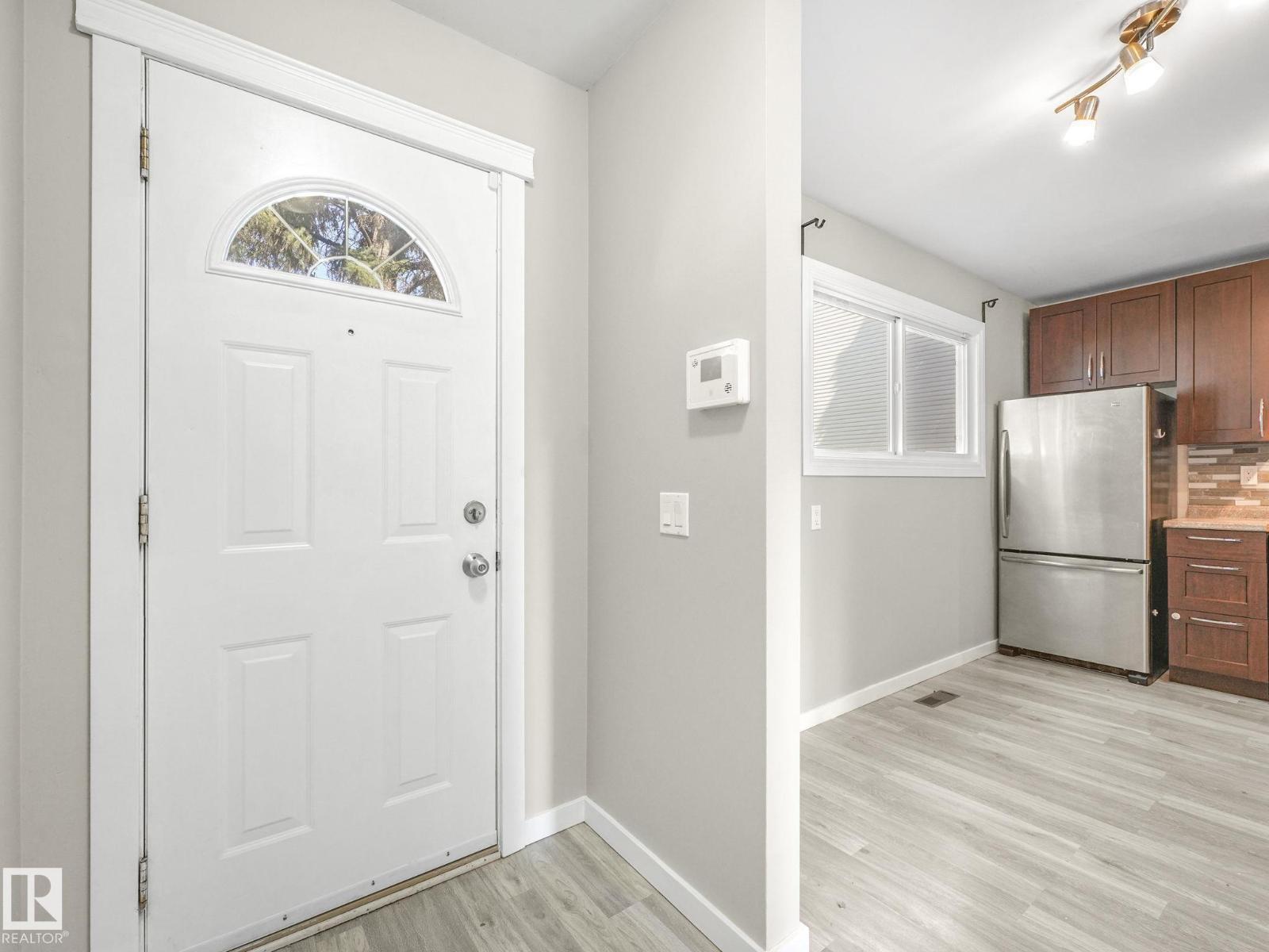 Photo 60 of 1376 Lakewood Rd W Nw, Edmonton AB