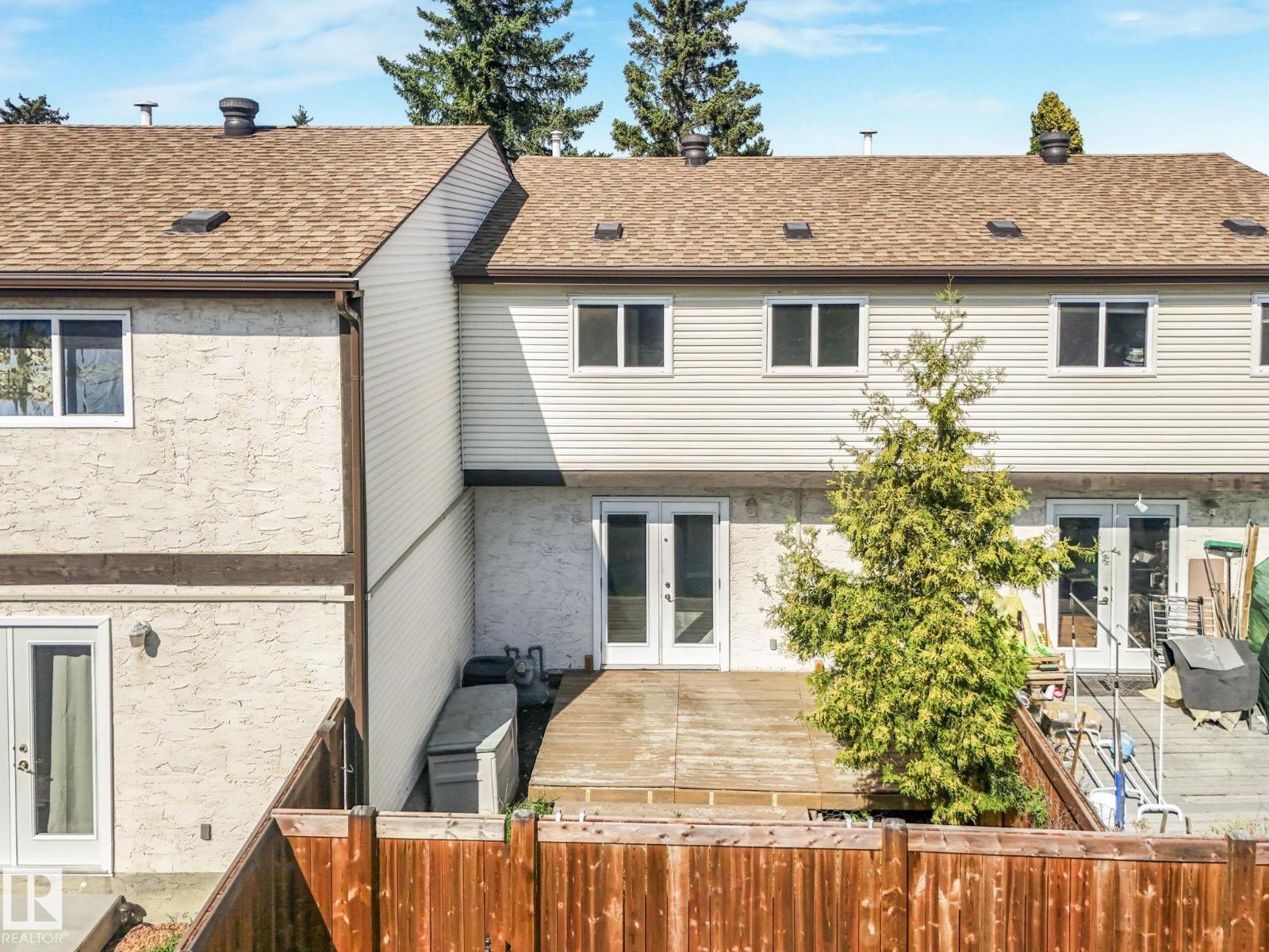 Photo 1 of 1376 Lakewood Rd W Nw, Edmonton AB