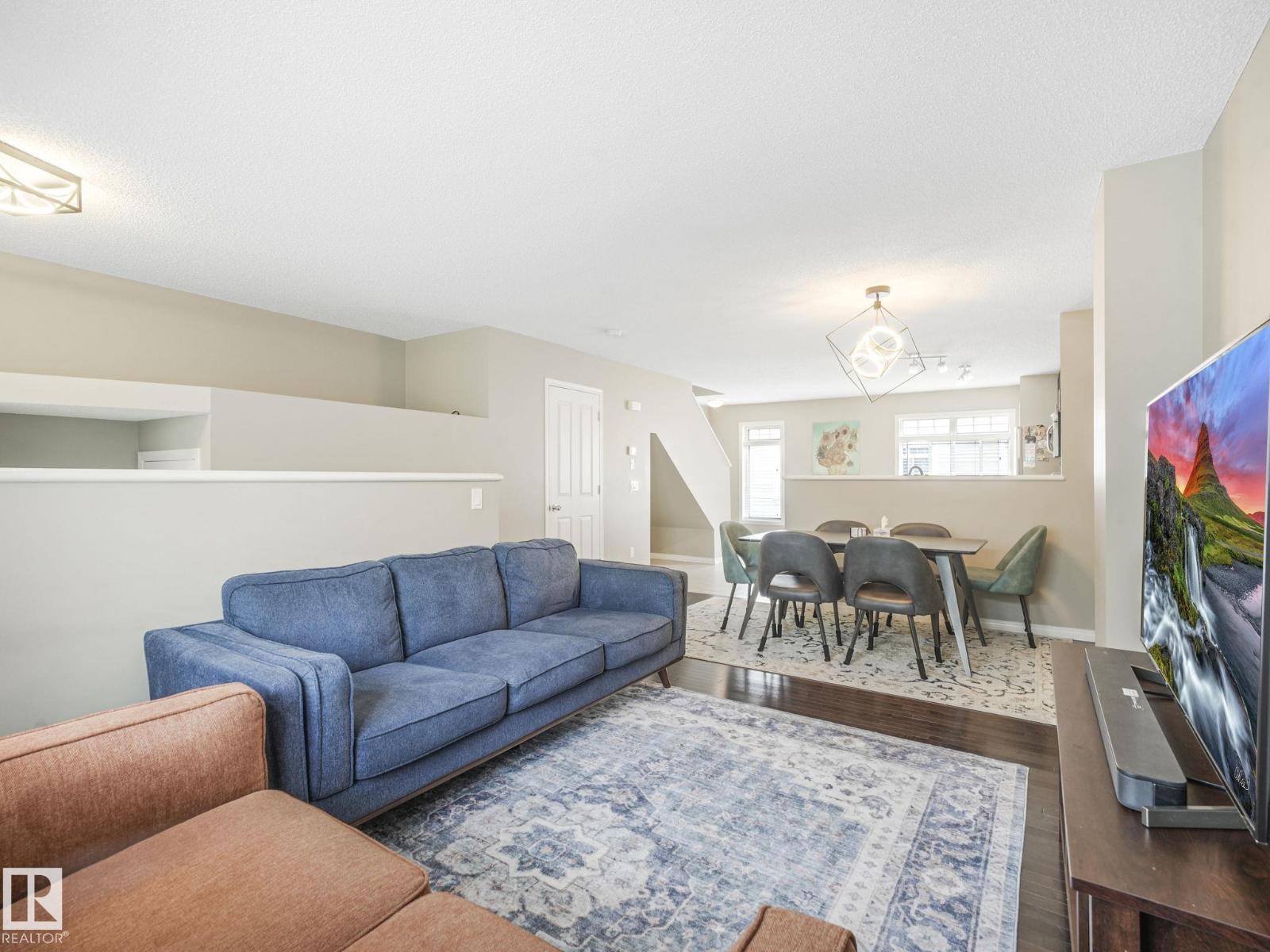 Photo 6 of 128 1804 70 St Sw, Edmonton AB