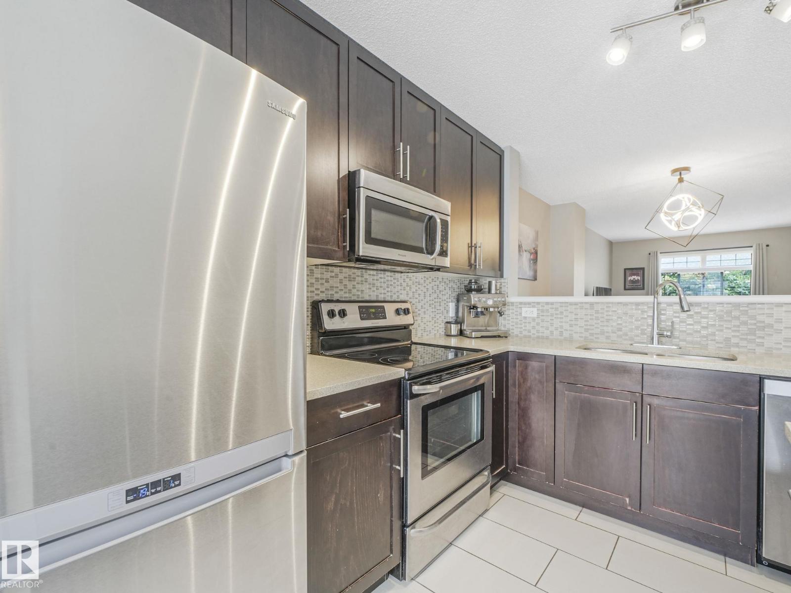 Photo 12 of 128 1804 70 St Sw, Edmonton AB